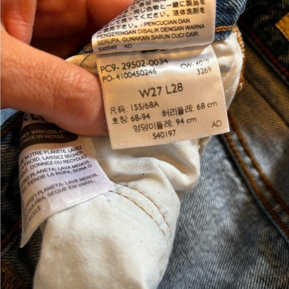 Levi's Light Blue Denim 501 short 90’s vintage distressed button fly size 27 - Picture 8 of 16